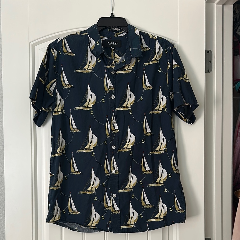 PacSun Men's Navy Sailboat Print Shirt